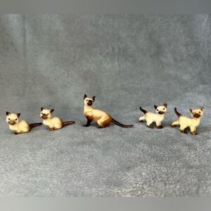Vintage Hagen Renaker Siamese Cat Family Mother And Four Kittens Figurines MCM